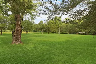 1036 Charles Ave, Gurnee, IL 60031 - Photo 55