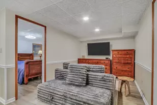 1036 Charles Ave, Gurnee, IL 60031 - Photo 43