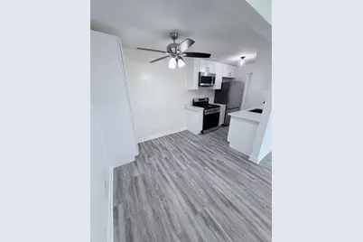 8000 Archer Avenue #117, Willow Springs, IL 60480 - Photo 3