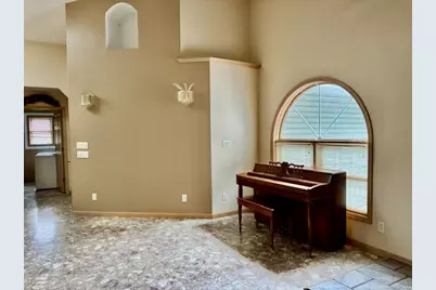 17 Heather Drive, Lasalle, IL 61301 - Photo 3