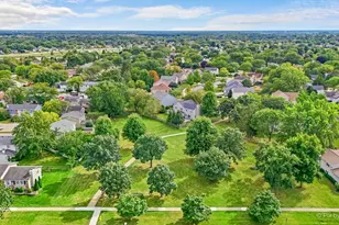 1485 Westbury Dr, Hoffman Estates, IL 60192 - Photo 35