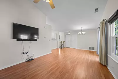 1327 Coldspring Road, Carol Stream, IL 60188 - Photo 7