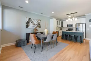 2463 W Foster Ave, Chicago, IL 60625 - Photo 9