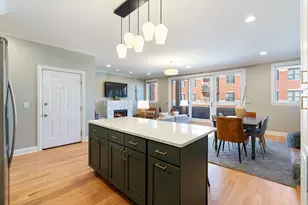 2463 W Foster Ave, Chicago, IL 60625 - Photo 7