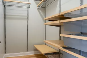 2463 W Foster Ave, Chicago, IL 60625 - Photo 21