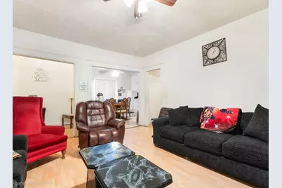 1209 E Maple Street, Kankakee, IL 60901 - Photo 3