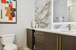 501 N Clinton St, Chicago, IL 60654 - Photo 21