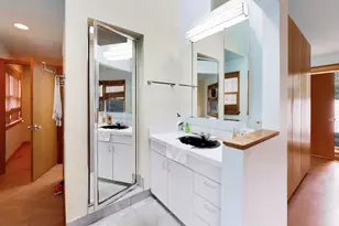 915 W Lawrence Ave, Chicago, IL 60640 - Photo 27