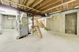 915 W Lawrence Ave, Chicago, IL 60640 - Photo 35