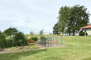 260 E 3300 North Rd, Herscher, IL 60941 - Photo 3