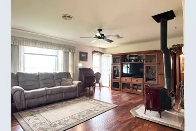 260 E 3300 N Road, Herscher, IL 60941 - Photo 9