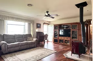260 E 3300 North Rd, Herscher, IL 60941 - Photo 9
