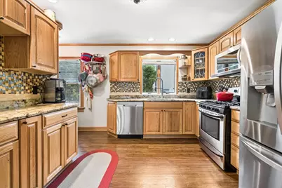 319 Leclaire Avenue, Wilmette, IL 60091 - Photo 5