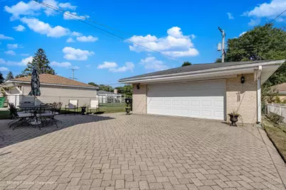 2923 Downing Avenue W, Westchester, IL 60154 - Photo 23