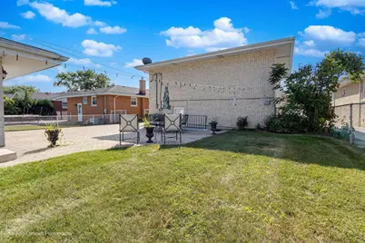 2923 Downing Avenue W, Westchester, IL 60154 - Photo 25