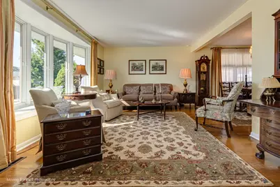 2923 Downing Avenue W, Westchester, IL 60154 - Photo 3