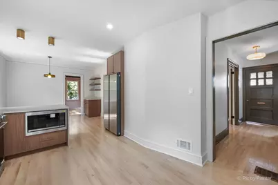 95 Pine Avenue, Riverside, IL 60546 - Photo 13