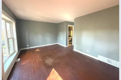 3023 Jamestown Court #3023, Streamwood, IL 60107 - Photo 5