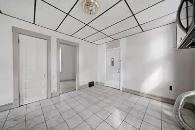 3900 W Division Street, Chicago, IL 60651 - Photo 17