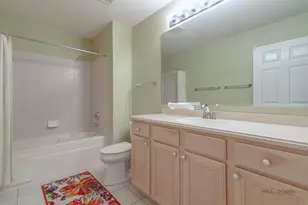 210 Shadow Creek Circle, Vernon Hills, IL 60061 - Photo 29