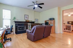 210 Shadow Creek Circle, Vernon Hills, IL 60061 - Photo 21