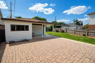 10756 S Albany Ave, Chicago, IL 60655 - Photo 17