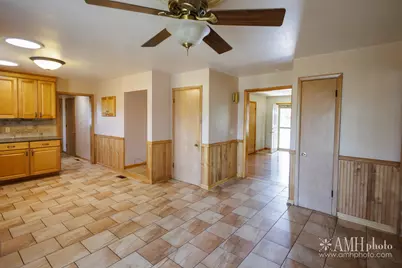 1033 W Hawkins Street, Kankakee, IL 60901 - Photo 11