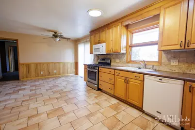 1033 W Hawkins Street, Kankakee, IL 60901 - Photo 15