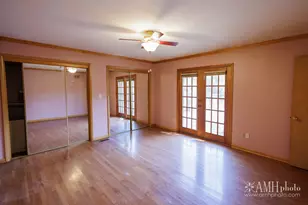 1033 W Hawkins St, Kankakee, IL 60901 - Photo 25