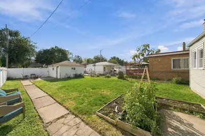 3321 W 83rd Place, Chicago, IL 60652 - Photo 31