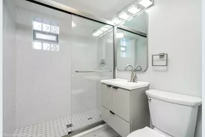 7261 N East Prairie Road, Lincolnwood, IL 60712 - Photo 25