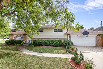5443 W 83 Place, Burbank, IL 60459 - Photo 1