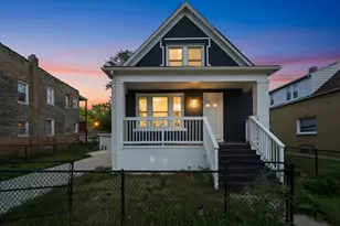 8942 S Aberdeen St, Chicago, IL 60620 - Photo 1