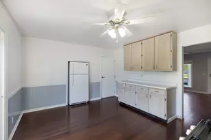 917 Sunnydale Blvd, Streamwood, IL 60107 - Photo 7