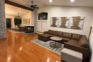 168 Woodlet Ln, Bolingbrook, IL 60490 - Photo 3