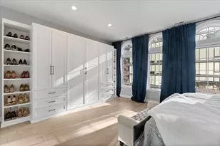 363 W Superior St, Chicago, IL 60654 - Photo 17