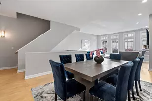 363 W Superior St, Chicago, IL 60654 - Photo 3