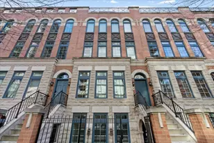363 W Superior St, Chicago, IL 60654 - Photo 1