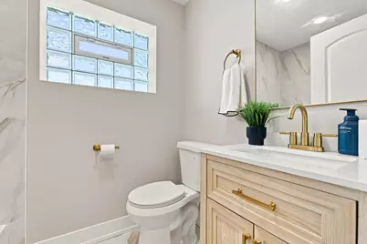 9314 S Colfax Avenue, Chicago, IL 60617 - Photo 9