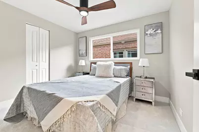 9314 S Colfax Avenue, Chicago, IL 60617 - Photo 13