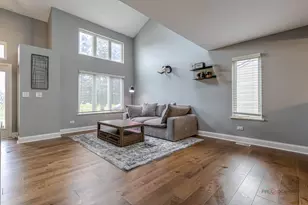 1247 Pheasant Dr, Zion, IL 60099 - Photo 5