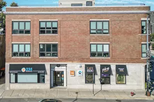 800 W Diversey Pkwy, Chicago, IL 60614 - Photo 1