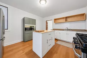 2315 S Hoyne Ave, Chicago, IL 60608 - Photo 5