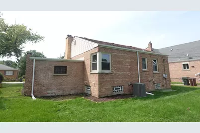 18637 S Highland Avenue, Homewood, IL 60430 - Photo 3