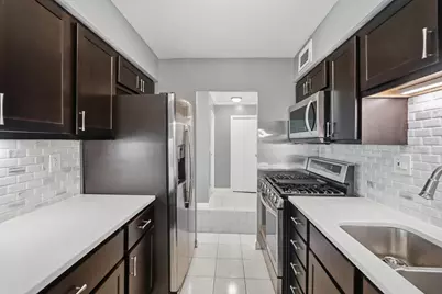 40 N Tower Road #7E, Oak Brook, IL 60523 - Photo 9