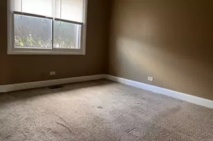 1289 Ct E Ct, Hanover Park, IL 60133 - Photo 7
