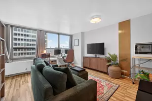 3550 N Lake Shore Dr, Chicago, IL 60657 - Photo 5