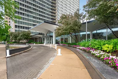 3550 N Lake Shore Drive #1925, Chicago, IL 60657 - Photo 3