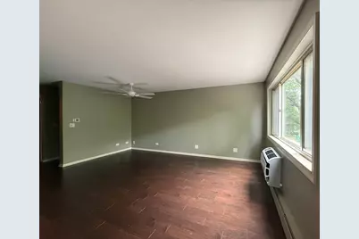 950 Washington Boulevard #103, Oak Park, IL 60302 - Photo 9