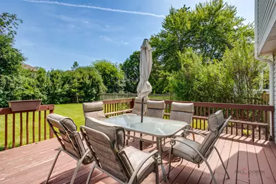 410 Lamont Terrace, Buffalo Grove, IL 60089 - Photo 27